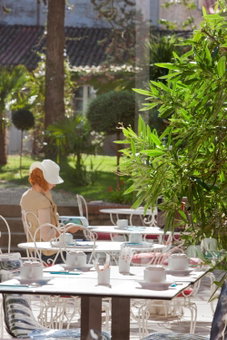 Grand Hôtel Niort Centre, Niort, France