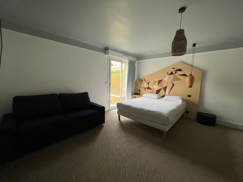 Grand Hôtel Niort Centre, Niort, France