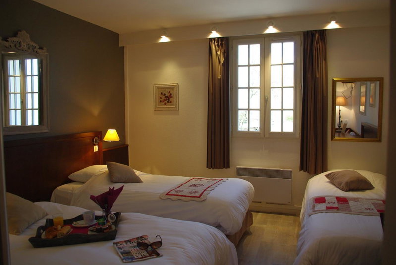Logis Hôtel Les Nymphéas, Chaufour-lès-Bonnières, France