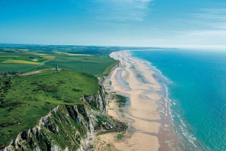 Hôtel De La Plage, Calais, France