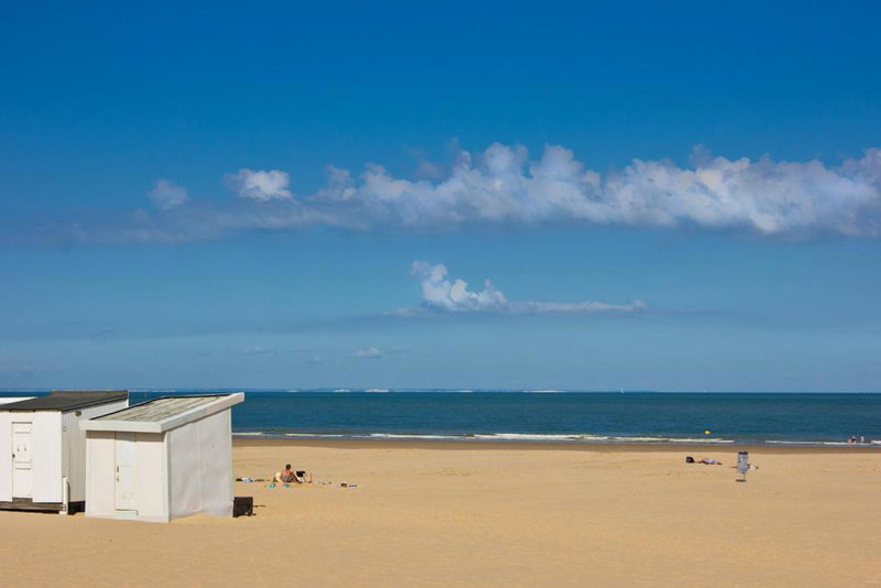 Hôtel De La Plage, Calais, France