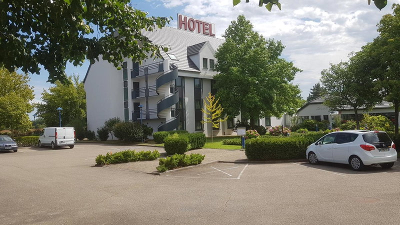 Hotel Restaurant La Tour Romaine - Haguenau - Strasbourg Nord, Schweighouse-sur-Moder, France