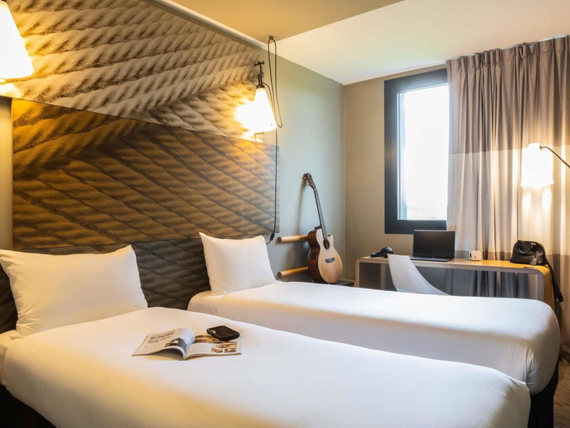 ibis Gonesse Le Bourget, Gonesse, France