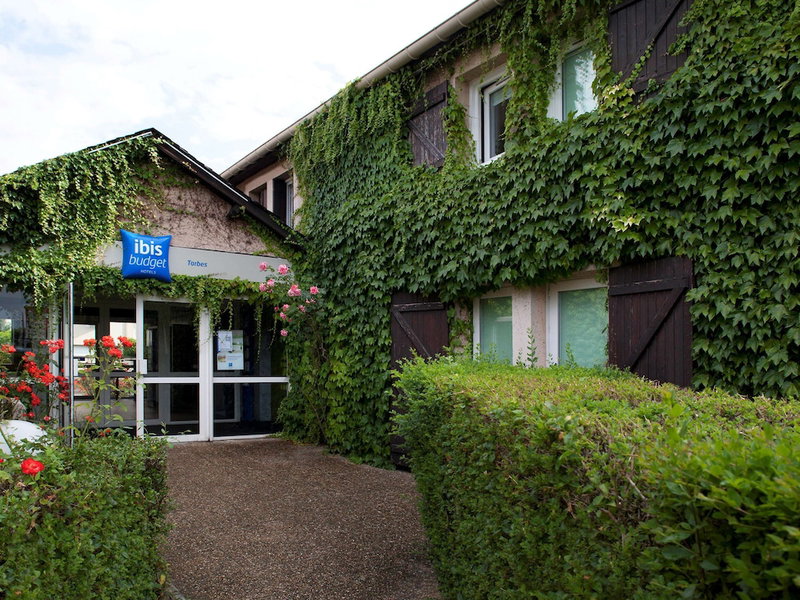 ibis budget Tarbes, Tarbes, France