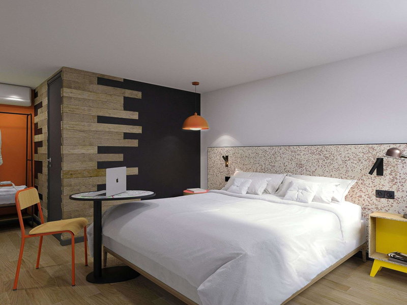 greet Hotel Chatellerault, Châtellerault, France