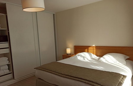 Le Manoir, Perignat-les-Sarlieve, France