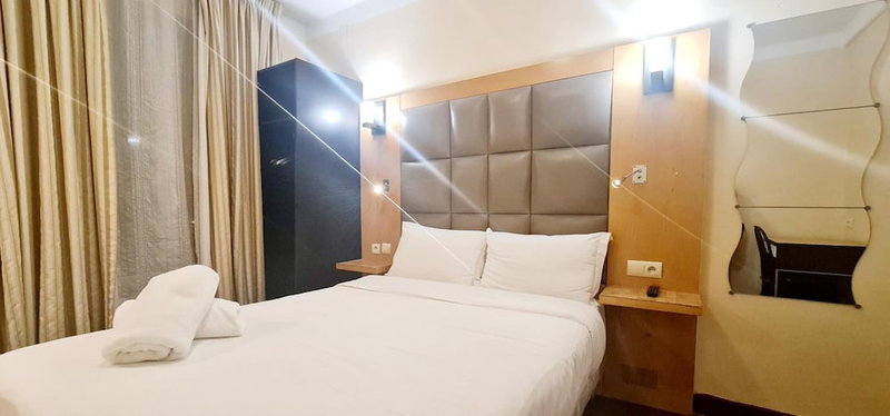 Hotel de France, Paris, France