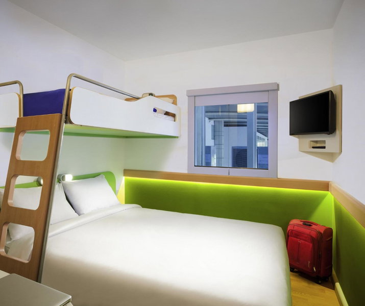 ibis budget Saint-Quentin Centre Gare, Saint-Quentin, France