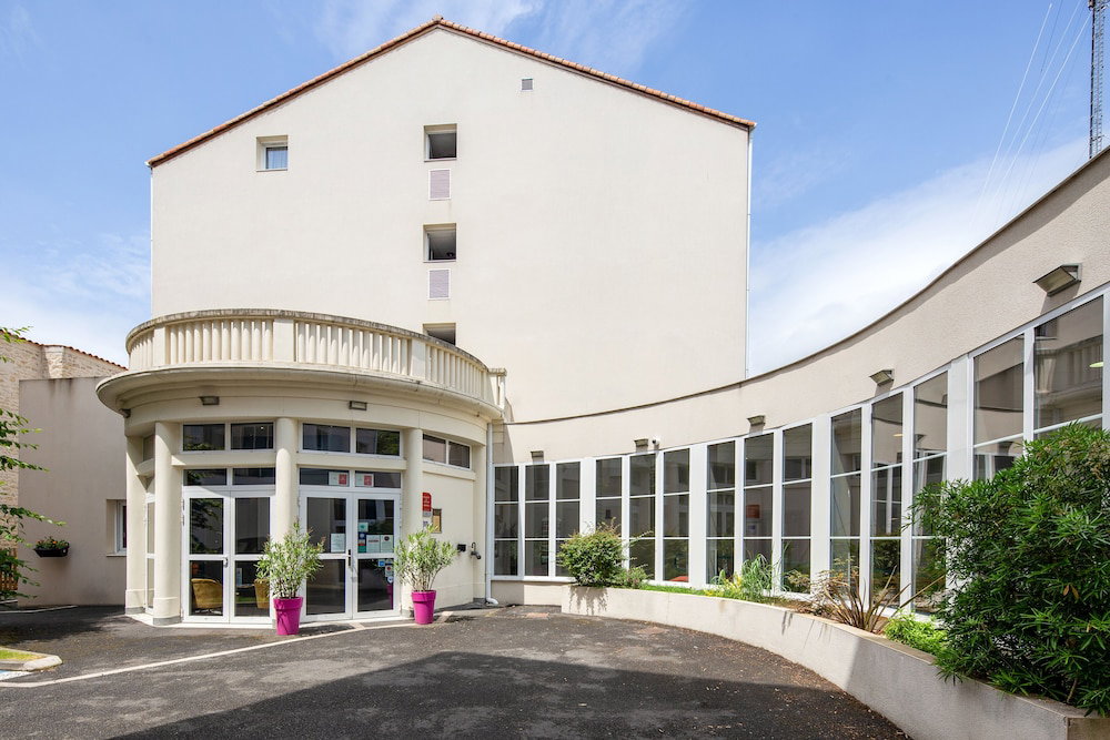 Hotel · Appart'City Confort Niort Centre, Niort