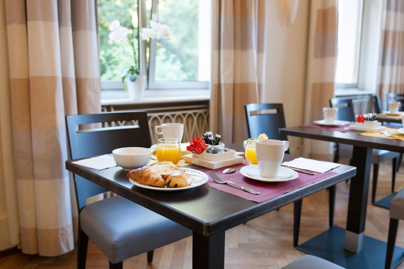 Grand Hôtel Filippo Strasbourg Nord, Niederbronn-les-Bains, France