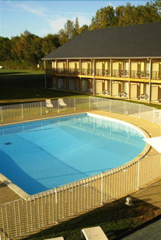 Adonis Honfleur, Equemauville, France