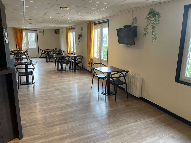 HOTEL INN DESIGN MACON NORD - ex kyriad, Sance, France