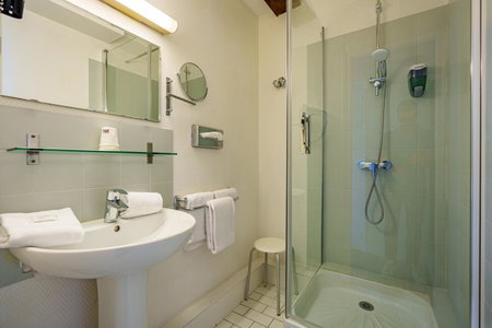 Hotel Val De Loire, Azay-le-Rideau, France