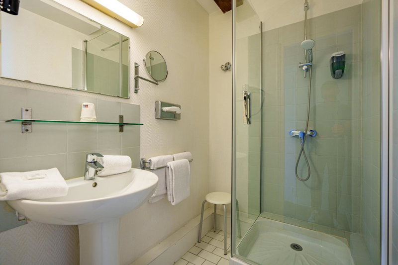 Hotel Val De Loire, Azay-le-Rideau, France