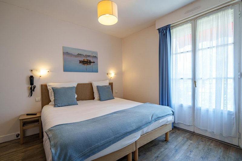 Hotel Val De Loire, Azay-le-Rideau, France