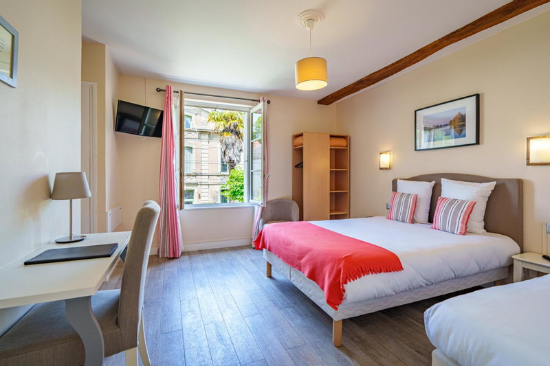 Hotel Val De Loire, Azay-le-Rideau, France