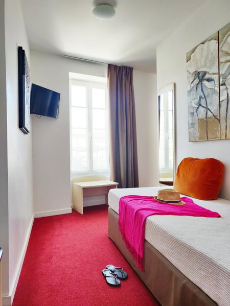 Logis Hotel Le Richelieu - Royan Atlantique, Saujon, France
