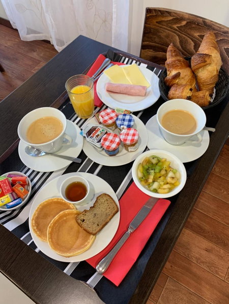 Logis Hotel Le Richelieu - Royan Atlantique, Saujon, France
