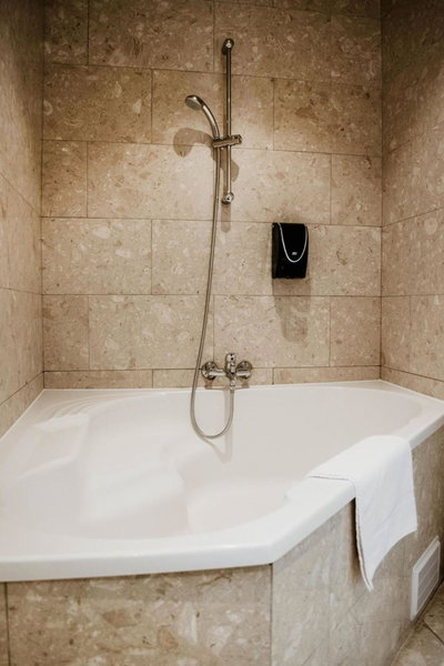La villa 10 HÔTEL SPA, Étretat, France