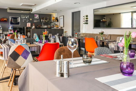 Hotel Restaurant Kyriad Brive Centre, Brive-la-Gaillarde, France