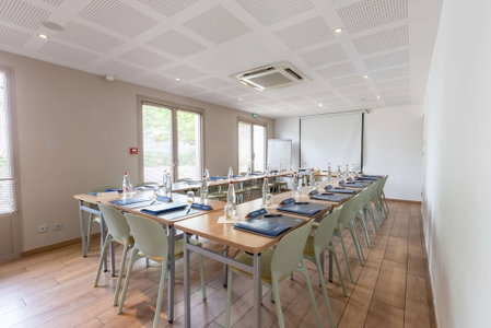 Hotel Campanile Reims Sud - Bezannes, Reims, France