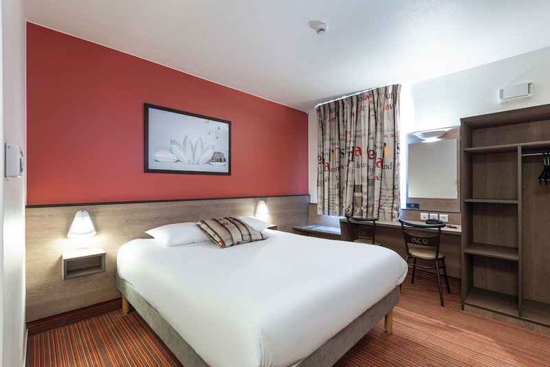 ACE Hôtel Chartres, Le Coudray, France