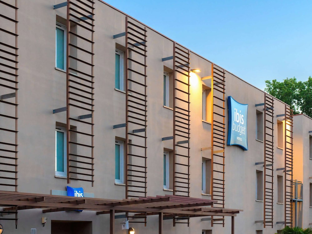 Hotel · ibis budget Manosque Cadarache, Manosque