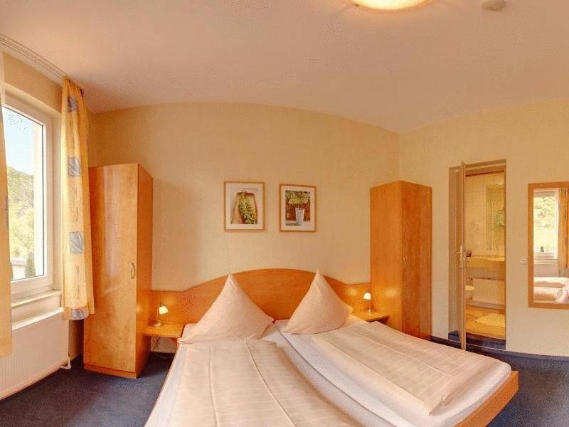 Stumbergers Hotel - free parking -, Cochem, Germany