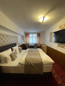 Hotel Garni Ratstube, Bad Urach, Germany