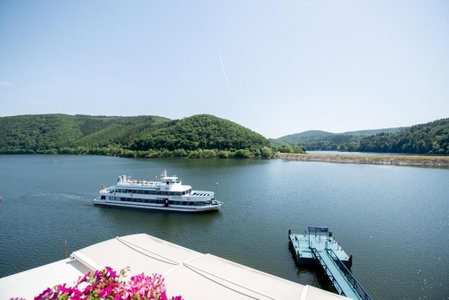 Garni Hotel Henn, Simmerath, Germany