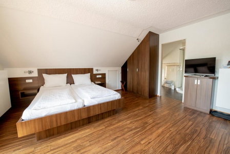 Garni Hotel Henn, Simmerath, Germany
