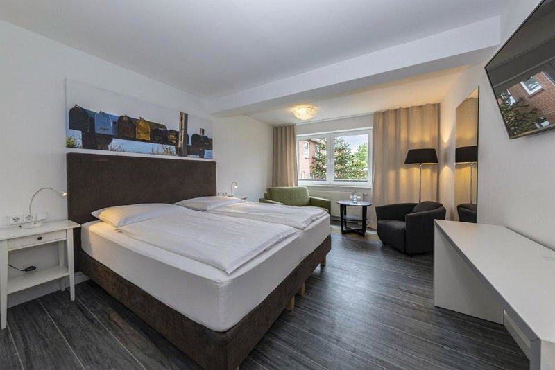 Beach Hotel California, Kiel, Germany