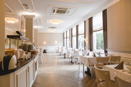 Conventgarten Hotel & Restaurant - direkt am Nord-Ostsee-Kanal, Rendsburg, Germany