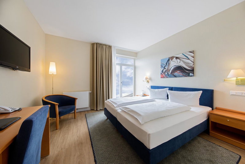 Conventgarten Hotel & Restaurant - direkt am Nord-Ostsee-Kanal, Rendsburg, Germany