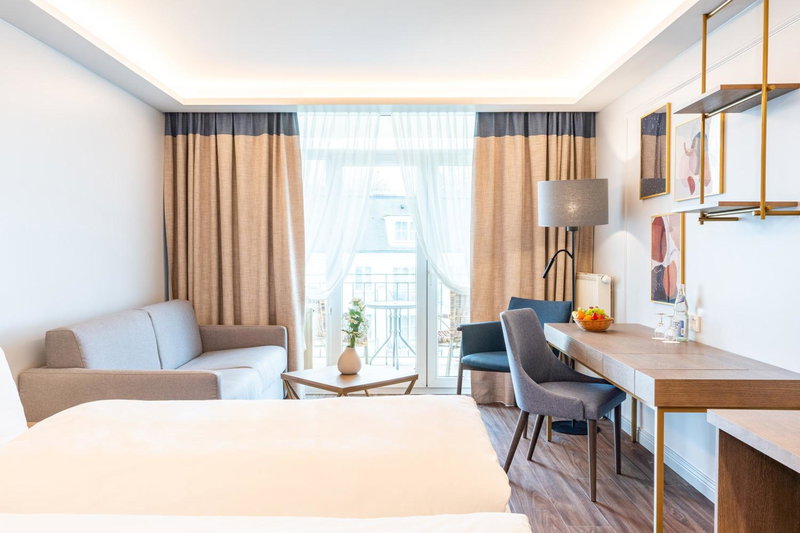 SEETELHOTEL Pommerscher Hof das Wellnesshotel im Herzen der Kaiserbäder mit direktem Zugang zur Wellnessoase Shehrazade, Heringsdorf, Germany