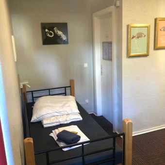 Backpackers Düsseldorf - SELF CHECK-IN, Düsseldorf, Germany