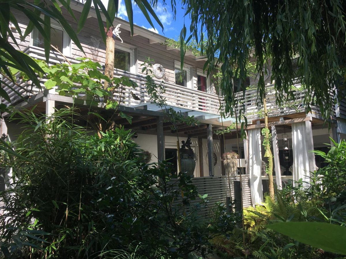 Hotel · Three B's Bed and Breakfast, Berge