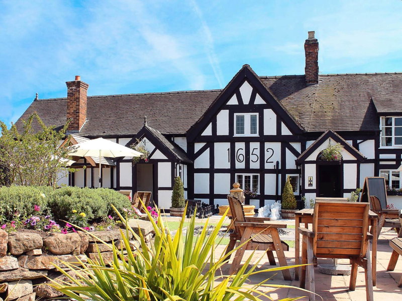 White Lion Hotel, Crewe, United Kingdom