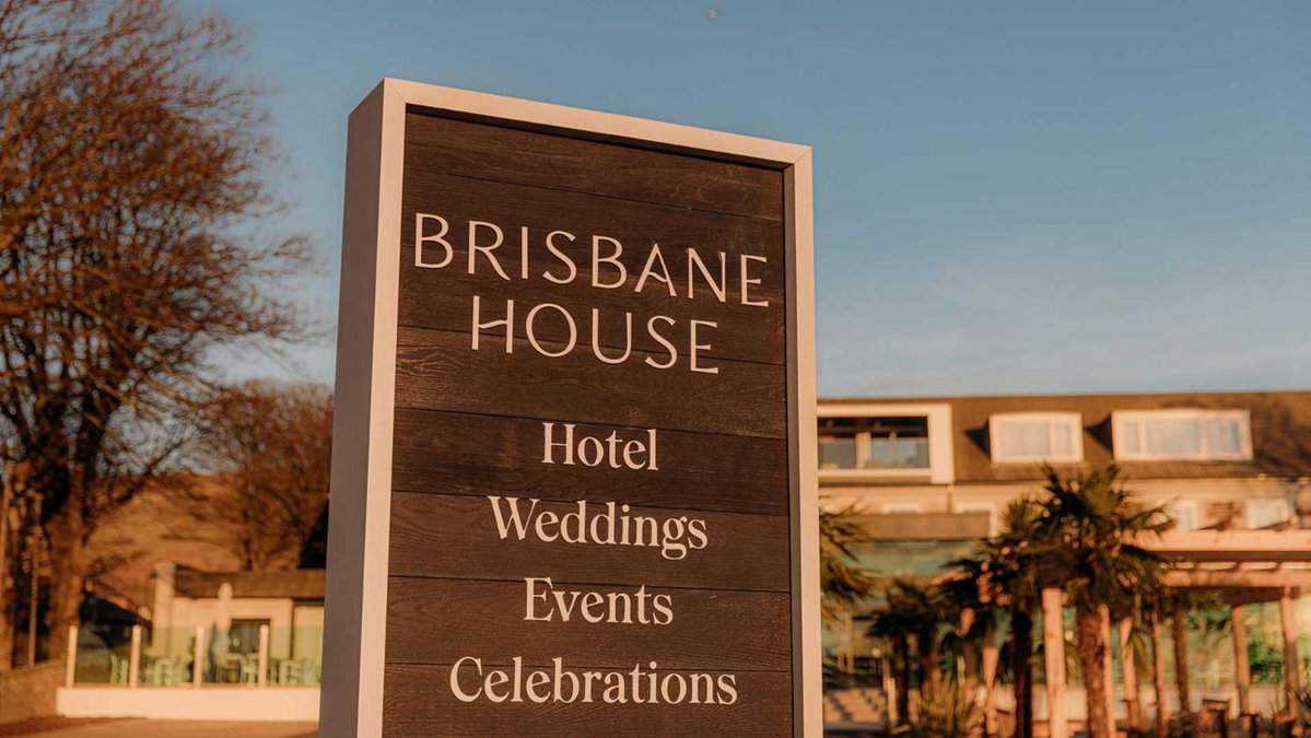 Brisbane House Hotel, Великобритания