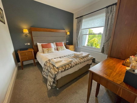 The Jug And Bottle, Heswall, United Kingdom