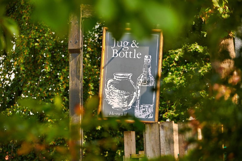 The Jug And Bottle, Heswall, United Kingdom