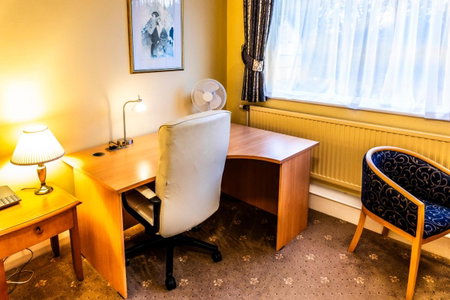 Tiverton Hotel Lounge & Venue, Tiverton, United Kingdom