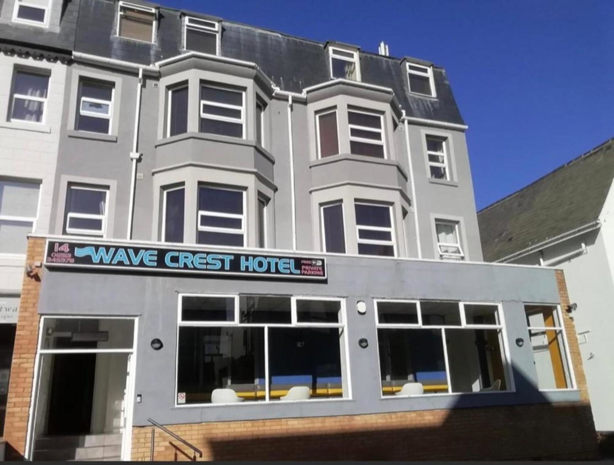 OYO Wave Crest Hotel, United Kingdom