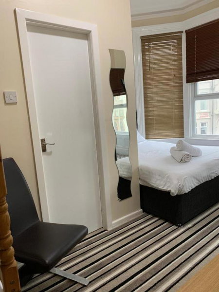 OYO Wave Crest Hotel, Blackpool, United Kingdom