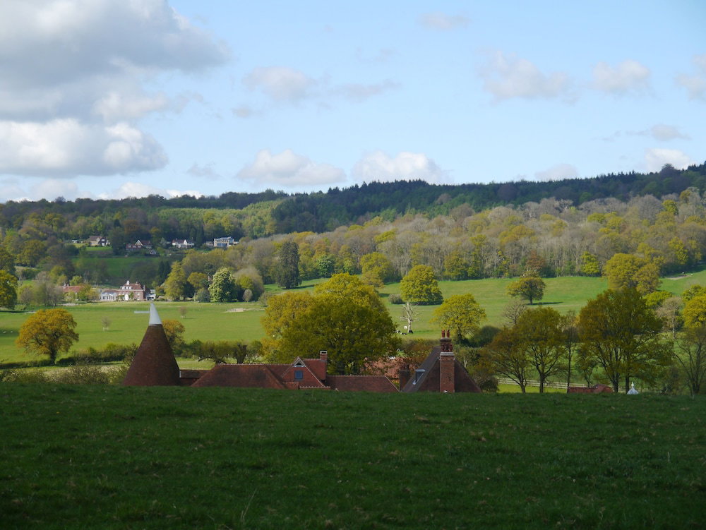 Hurst Farm, United Kingdom