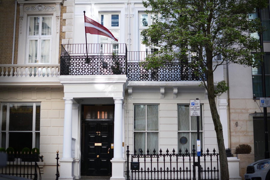 72qt, London, United Kingdom