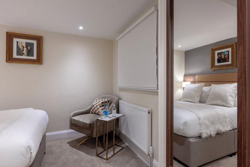 Grand Concerto Hotel, London, United Kingdom