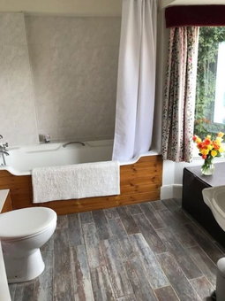 West End Lodge, Esher, United Kingdom
