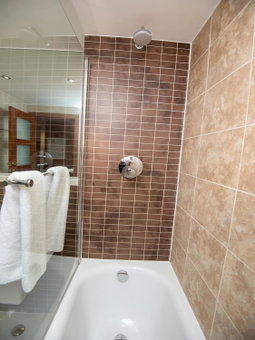 Livin' Serviced Apartments, Watford, United Kingdom