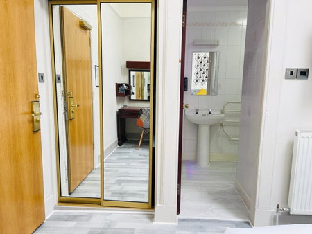 Lovat Hotel, Perth, United Kingdom